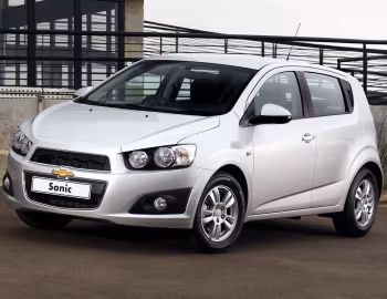 Chevrolet Sonic 5-door [South Africa] '2011–16