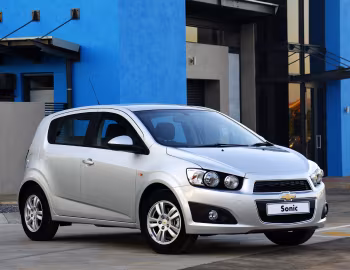 Chevrolet Sonic 5-door [South Africa] '2011–16