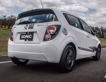 Chevrolet Sonic "Effect" [Brazil] '2013