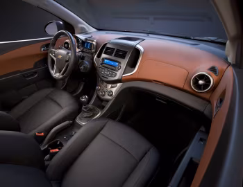 Interior 2012–16 Chevrolet Sonic Sedan [North America] '08.2011–16