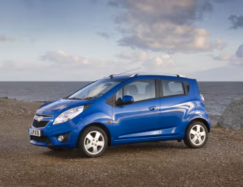 Chevrolet Spark [UK-spec] (M300) '2011–13