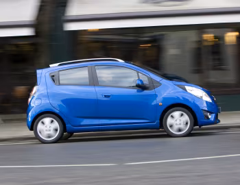 Chevrolet Spark [UK-spec] (M300) '2011–13