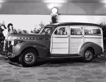 1940 Chevrolet Special DeLuxe Station Wagon (KA-2109)