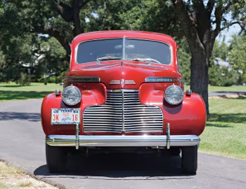 1940 Chevrolet Special DeLuxe 2-door Town Sedan (KA-2102)