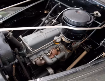 Bajo el capó 1940 Chevrolet Special DeLuxe Convertible (КА-2134)