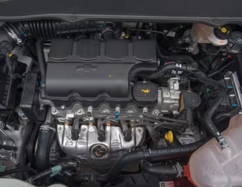 Bajo el capó Chevrolet Spin Activ '2014–18