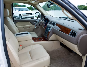 Interior 2007–14 Chevrolet Suburban (GMT900) '2006–14