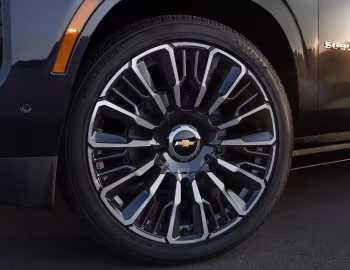 2025–pr. Chevrolet Suburban High Country '2024–pr.