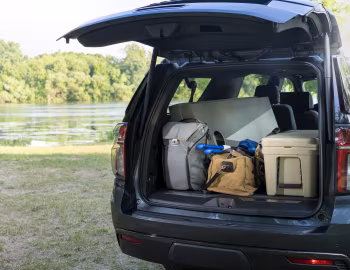 Porta-malas 2021–24 Chevrolet Suburban Z71 '2020–24