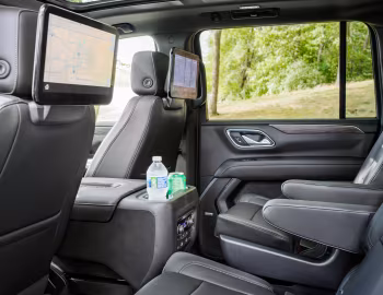 Interior 2021–24 Chevrolet Suburban Z71 '2020–24