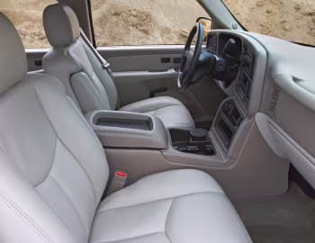 Interior 2004–06 Chevrolet Suburban Z71 (GMT800) '2003–06