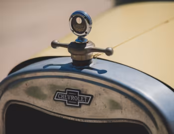 Mascote 1925 Chevrolet Superior Sedan (Series K)
