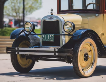 1925 Chevrolet Superior Sedan (Series K)