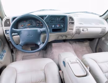 Panel frontal 1996–97 Chevrolet Tahoe (GMT410)