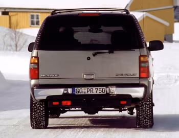 Chevrolet Tahoe [EU-spec] (GMT840) '2000–06