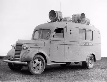 1938 Chevrolet TB Radio Bus