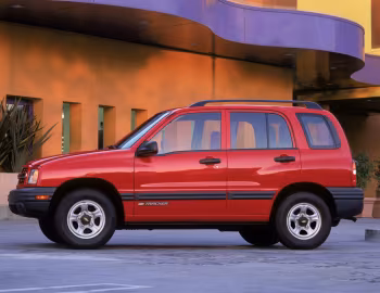 1999–2004 Chevrolet Tracker [North America] '1998–2004
