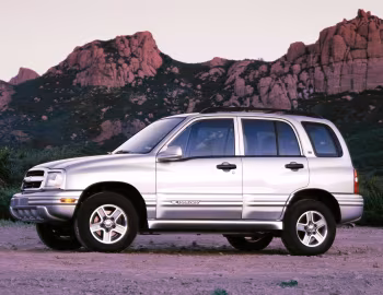 1999–2004 Chevrolet Tracker [North America] '1998–2004