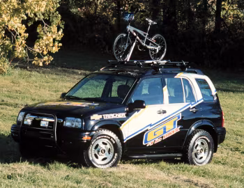 1999–2004 Chevrolet Tracker [North America]