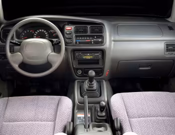 Panel frontal 1999–2004 Chevrolet Tracker [North America] '1998–2004