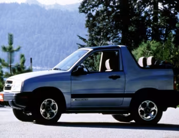 1999–2004 Chevrolet Tracker Convertible [North America] '1998–2004