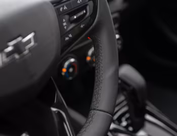 Interior Chevrolet Tracker "Midnight" [Latam] '2023–25