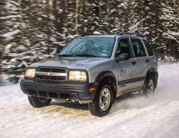 2001 Chevrolet Tracker ZR-2 [North America]