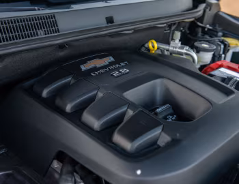 Bajo el capó Chevrolet TrailBlazer Premier [Latam] '2020–24