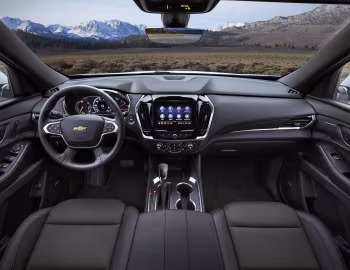 Panel frontal 2022–23 Chevrolet Traverse High Country [North America] '2021–23