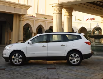2009–12 Chevrolet Traverse LT '2008–12