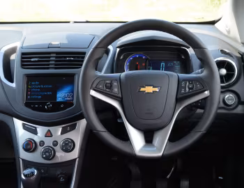 Panel frontal Chevrolet Trax [UK-spec] '2013–15