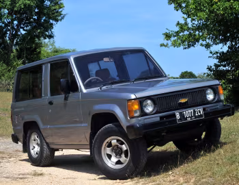Chevrolet Trooper II 2-door [Indonesia] '1984–88