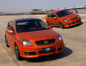 Chevrolet Vectra GT-X Attitude & Chevrolet Vectra GT-X Black Top