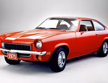 1971 Chevrolet Vega Hatchback Coupe (141 77)