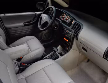 Interior Chevrolet Zafira (A) '05.2004–07.2012