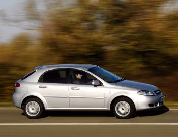 Chevrolet Lacetti Hatchback SX [UK-spec] '01.2005–05.2011
