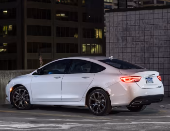 2015–16 Chrysler 200S (UF) '2014–16