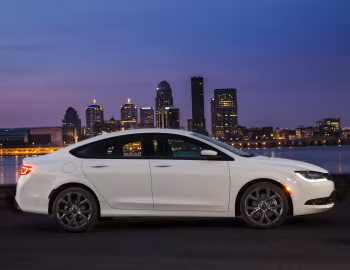 2015–16 Chrysler 200S (UF) '2014–16
