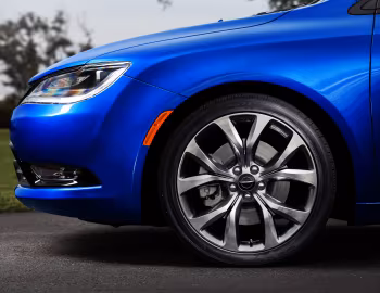 2015–16 Chrysler 200S AWD (UF) '2014–16