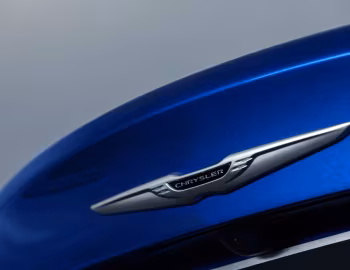 2015–16 Chrysler 200S AWD (UF) '2014–16
