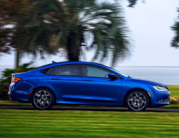 2015–16 Chrysler 200S AWD (UF) '2014–16