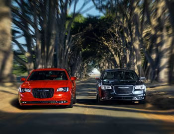2015–23 Chrysler 300 (LX2) '2015–23