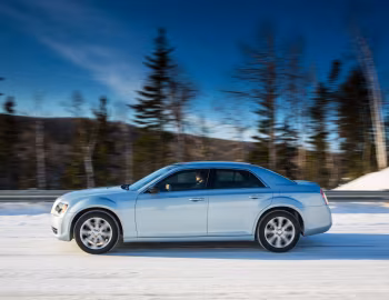 2013 Chrysler 300 "Glacier" (LX2) '2013