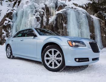 2013 Chrysler 300 "Glacier" (LX2) '2013