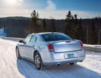 2013 Chrysler 300 "Glacier" (LX2) '2013
