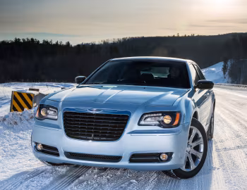2013 Chrysler 300 "Glacier" (LX2) '2013