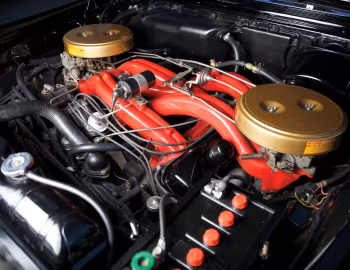 Bajo el capó 1960 Chrysler 300F Hardtop Coupe (842)