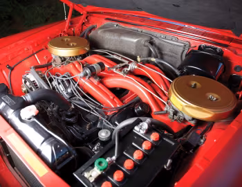 Bajo el capó 1961 Chrysler 300G Hardtop Coupe (842)