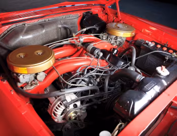 Bajo el capó 1961 Chrysler 300G Hardtop Coupe (842)