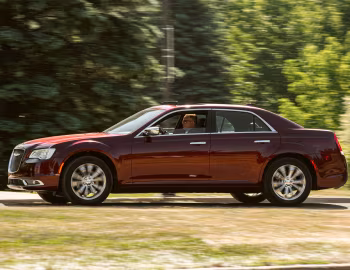 2015–20 Chrysler 300 Limited AWD (LX2) '2015–20